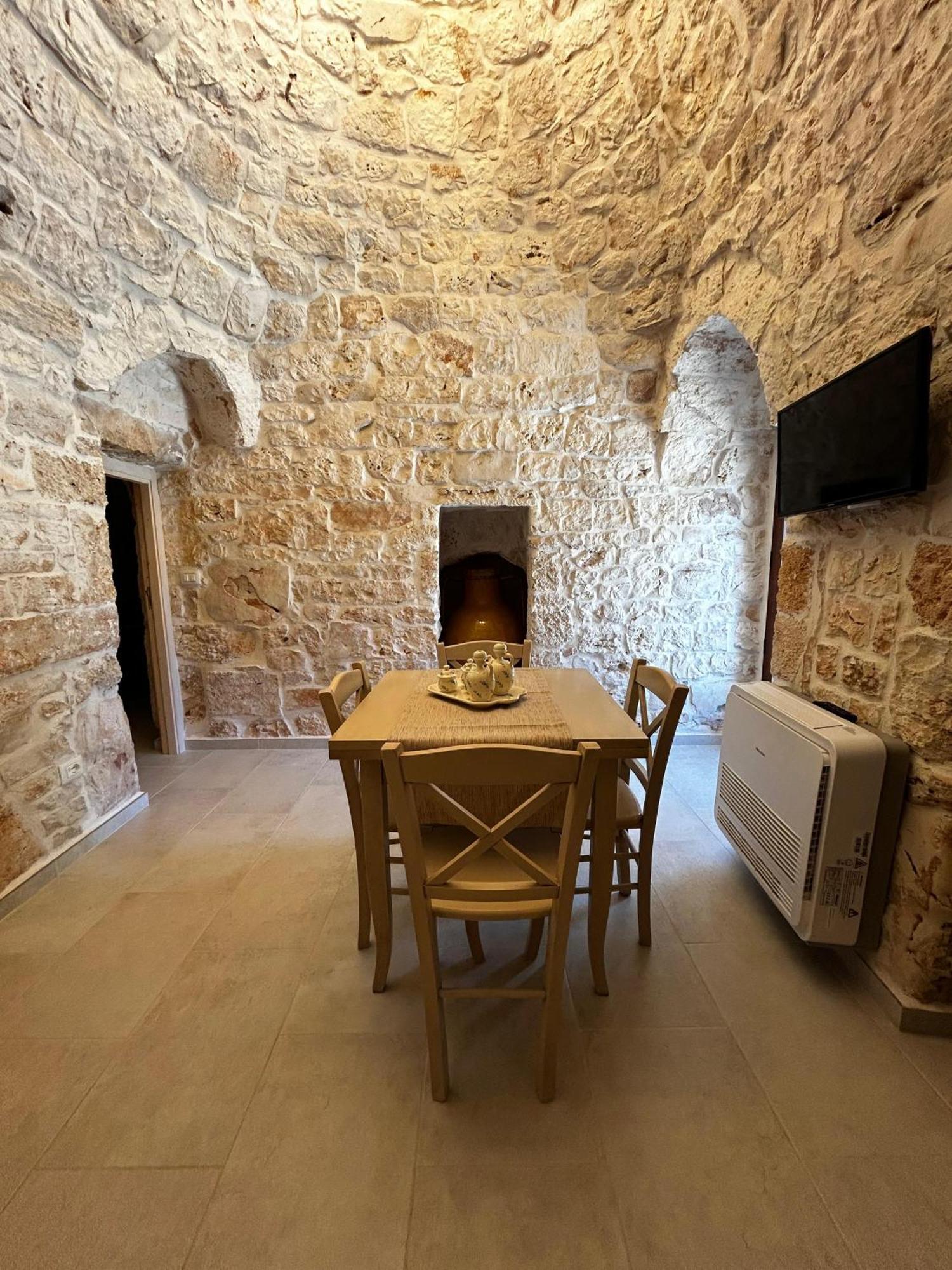 לינה וארוחת בוקר פצה די גרקו Il Trullo Di Bina מראה חיצוני תמונה