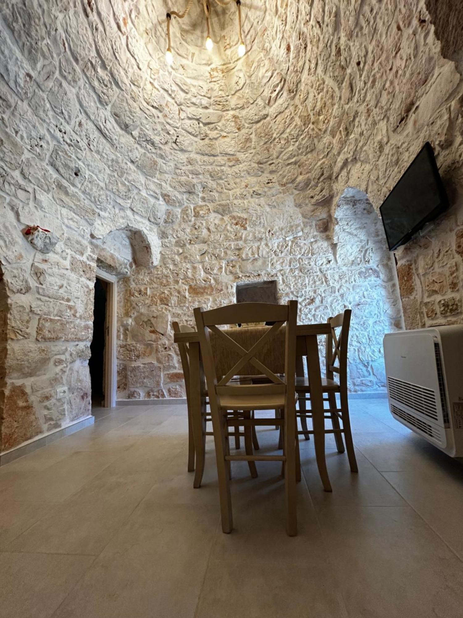 לינה וארוחת בוקר פצה די גרקו Il Trullo Di Bina מראה חיצוני תמונה